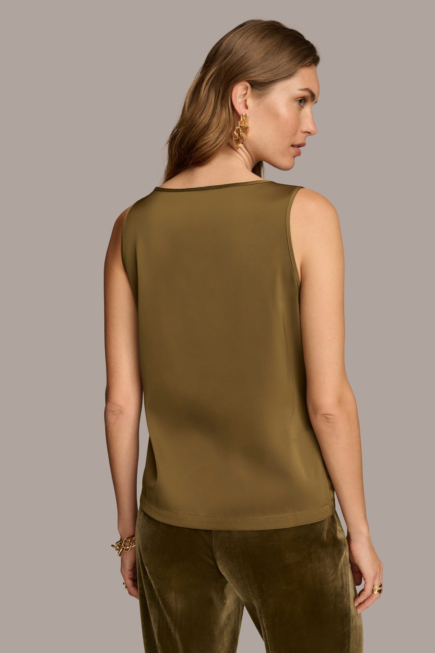 (image for) SIMPLE CHARMEUSE SCOOP NECK CAMI